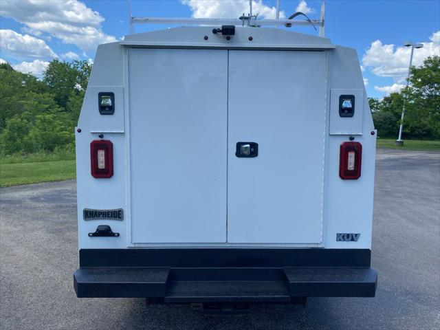 2022 Ford E-350 Cutaway Base