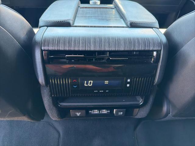 2024 Jeep Wagoneer Series II 4x2