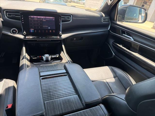 2024 Jeep Wagoneer Series II 4x2