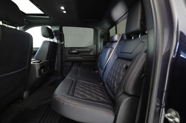 2023 GMC Sierra 1500 4WD Crew Cab Short Box AT4
