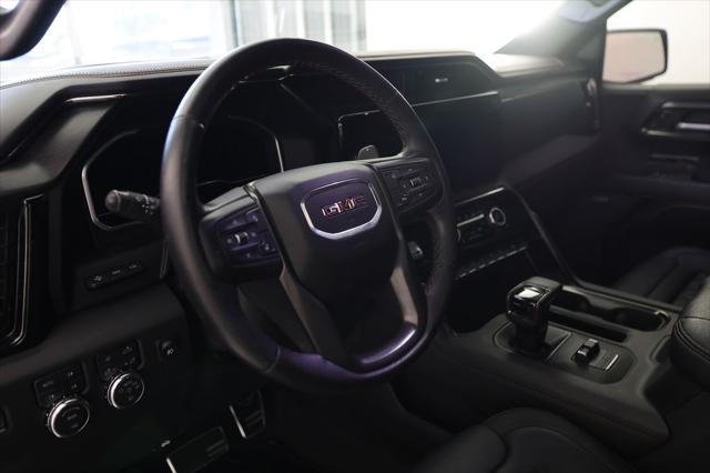 2023 GMC Sierra 1500 4WD Crew Cab Short Box AT4