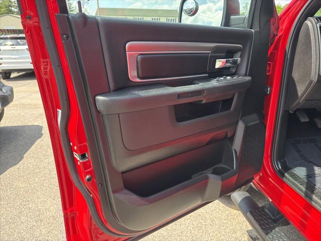 2024 Ram 1500 Classic Warlock Quad Cab 4x4 6'4" Box