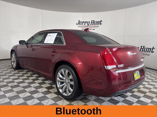 2020 Chrysler 300 Touring