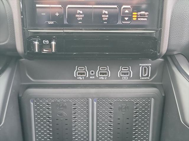 2026 Ram 1500 Rebel Crew Cab 4x4 5'7" Box