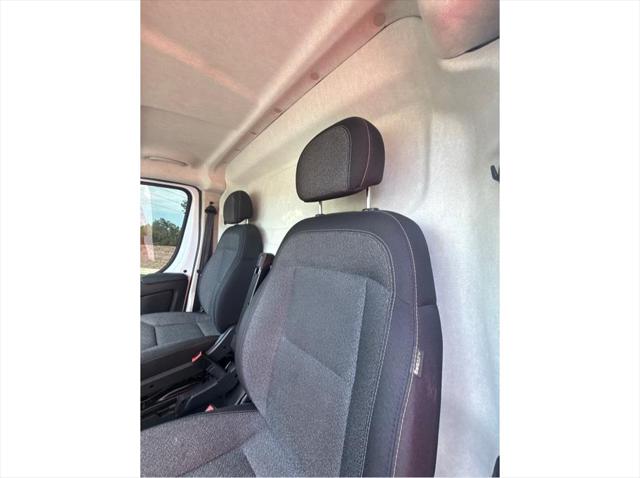 2022 Ram ProMaster 2500 Cargo Van Low Roof 136" WB