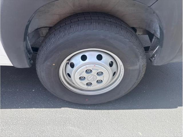 2022 Ram ProMaster 2500 Cargo Van Low Roof 136" WB