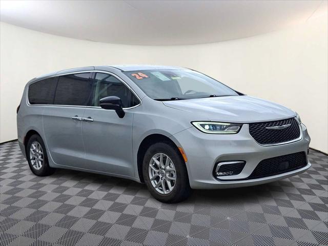 2024 Chrysler Pacifica Touring L 2024 Chrysler Pacifica Touring L