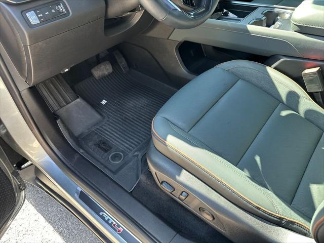 2026 GMC Acadia AT4 AWD