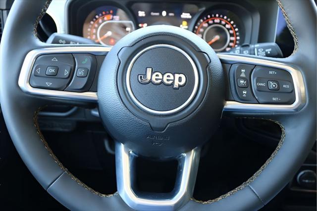 2025 Jeep Wrangler 4-Door Sahara 4x4
