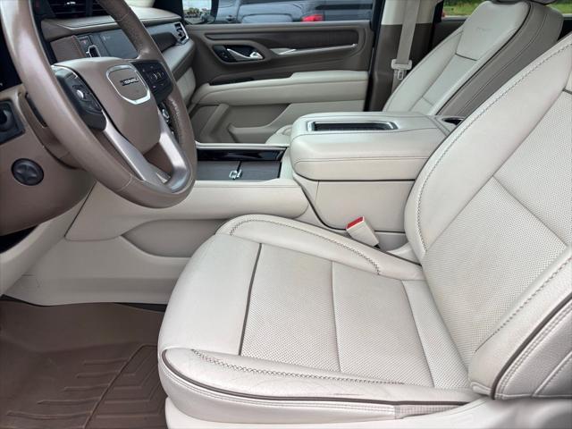 2022 GMC Yukon XL 4WD Denali