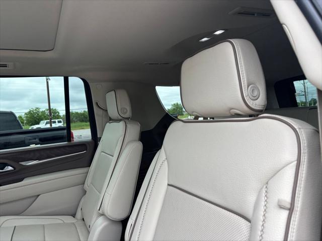 2022 GMC Yukon XL 4WD Denali