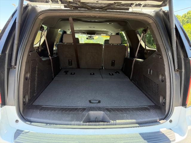 2024 Chevrolet Suburban 2WD LT
