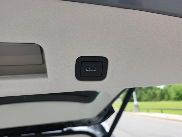2026 GMC Acadia Denali AWD