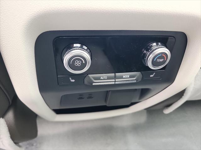 2026 GMC Acadia Denali AWD