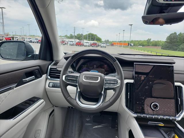 2026 GMC Acadia Denali AWD
