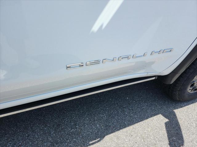 2026 GMC Sierra 2500HD Crew Cab, Standard Bed, Denali, 4WD