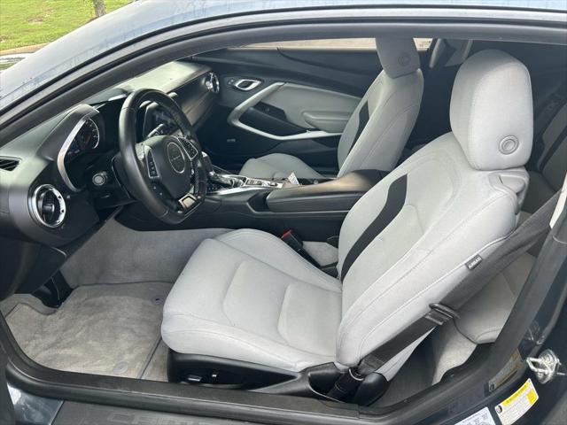 2022 Chevrolet Camaro RWD Coupe 1LT