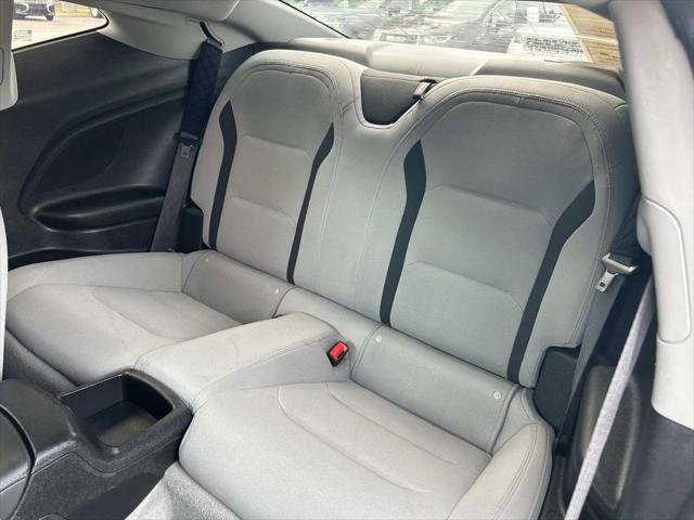 2022 Chevrolet Camaro RWD Coupe 1LT