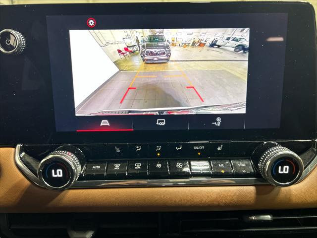 2023 GMC Canyon 4WD Crew Cab Short Box AT4