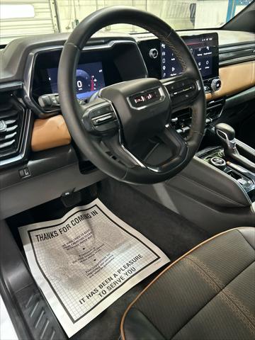 2023 GMC Canyon 4WD Crew Cab Short Box AT4