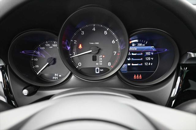 2026 Porsche Macan AWD