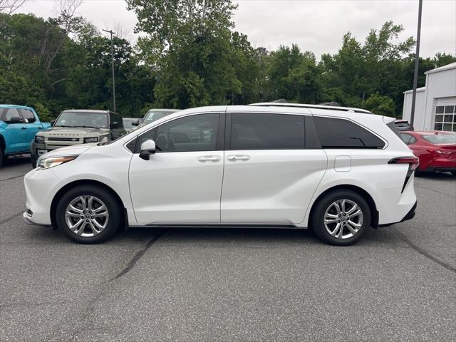 2023 Toyota Sienna Platinum 2023 Toyota Sienna Platinum