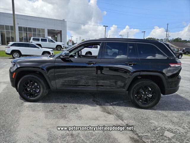 2026 Jeep Grand Cherokee Altitude 4x4