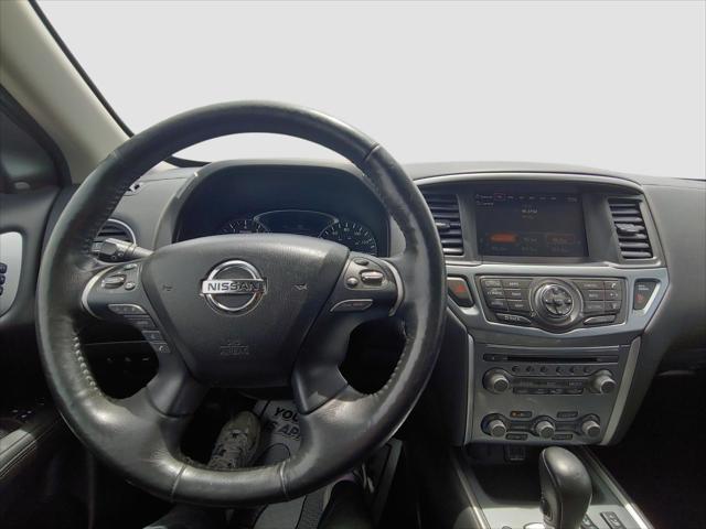2019 Nissan Pathfinder SL