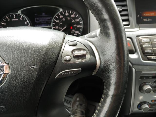 2019 Nissan Pathfinder SL