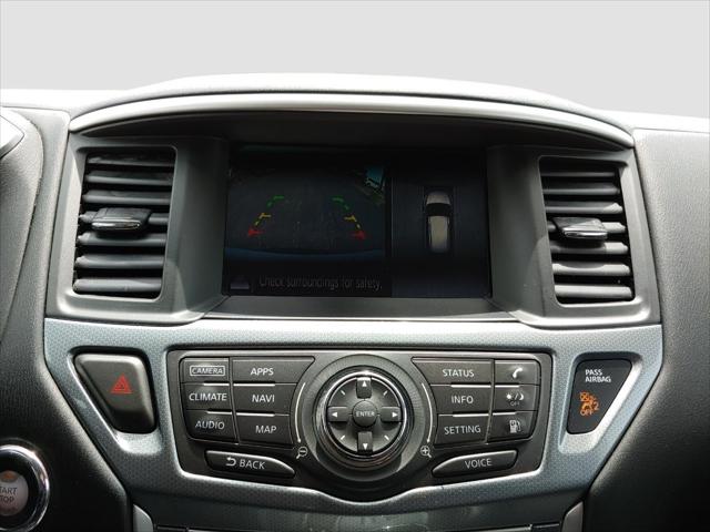 2019 Nissan Pathfinder SL