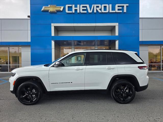 2025 Jeep Grand Cherokee Altitude X 4x4