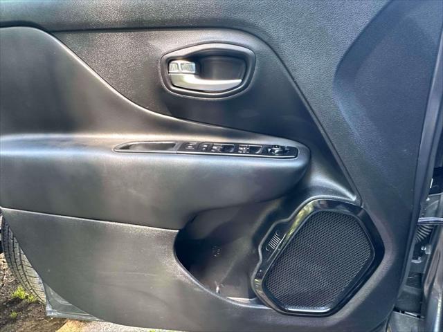 2022 Jeep Renegade Altitude 4x4