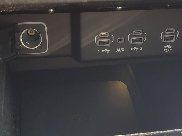 2024 Jeep Wagoneer Series II Carbide 4x4