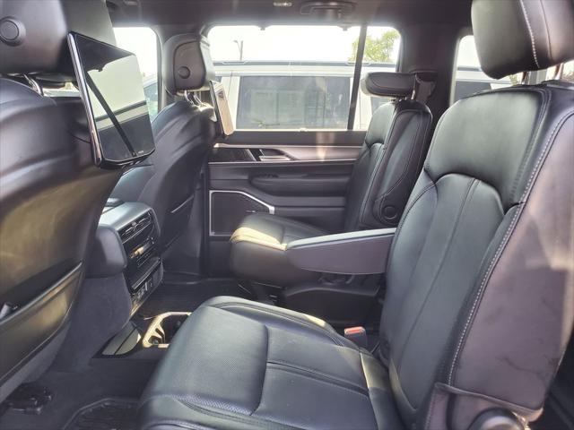 2024 Jeep Wagoneer Series II Carbide 4x4