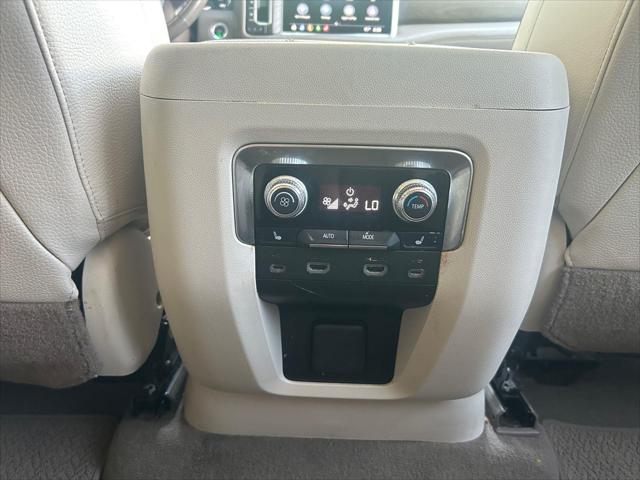 2021 GMC Yukon XL 4WD Denali