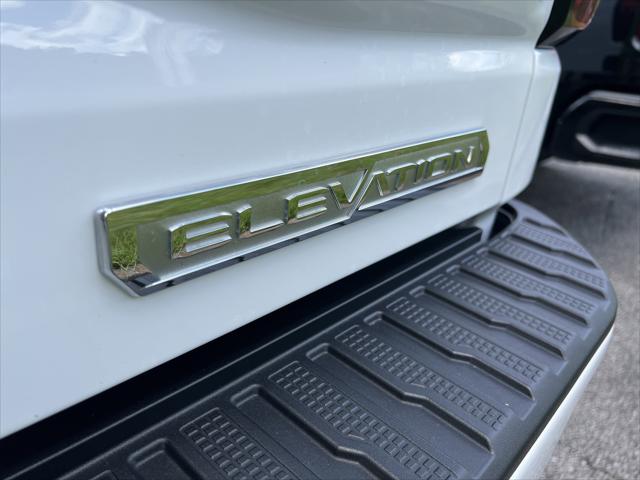 2024 GMC Sierra 1500 4WD Crew Cab Short Box Elevation with 3SB