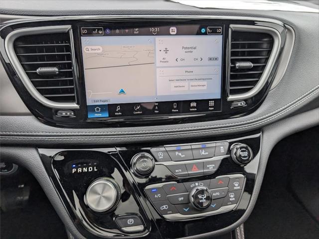 2027 Chrysler Pacifica Limited