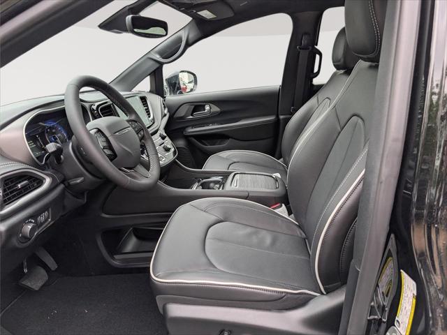 2027 Chrysler Pacifica Limited