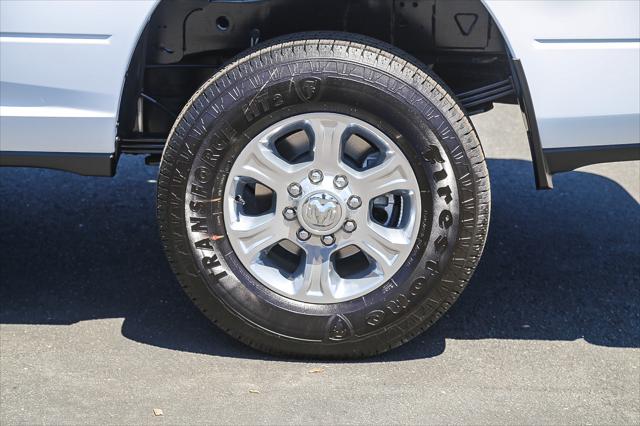 2026 Ram 3500 Big Horn Crew Cab 4x4 8' Box