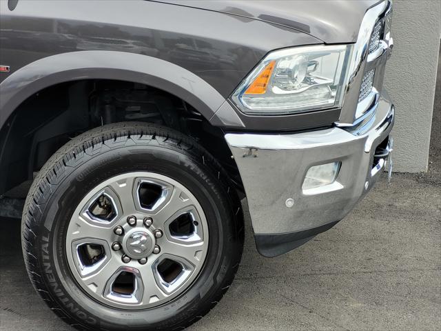 2017 Ram 3500 Laramie Crew Cab 4x4 8' Box