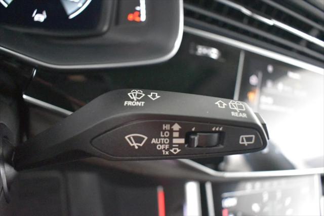 2022 Audi Q8 Premium Plus 55 TFSI quattro Tiptronic