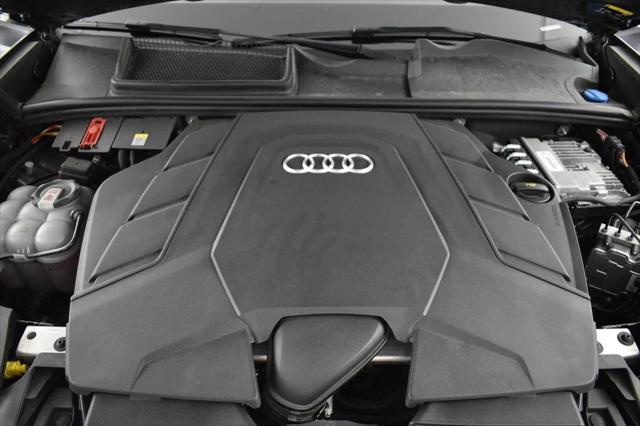 2022 Audi Q8 Premium Plus 55 TFSI quattro Tiptronic