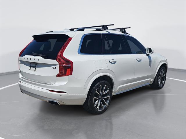 2018 Volvo XC90 T6 Momentum