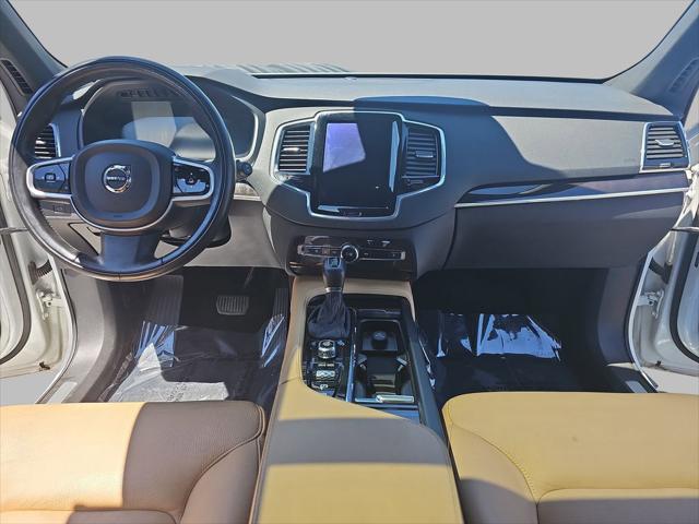2018 Volvo XC90 T6 Momentum