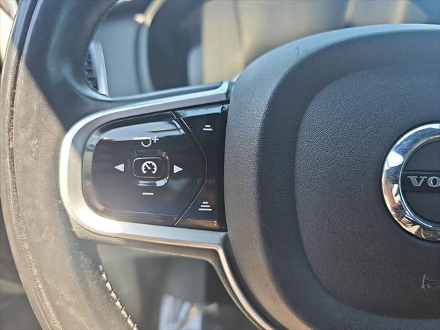 2018 Volvo XC90 T6 Momentum