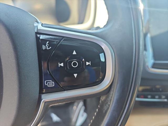 2018 Volvo XC90 T6 Momentum
