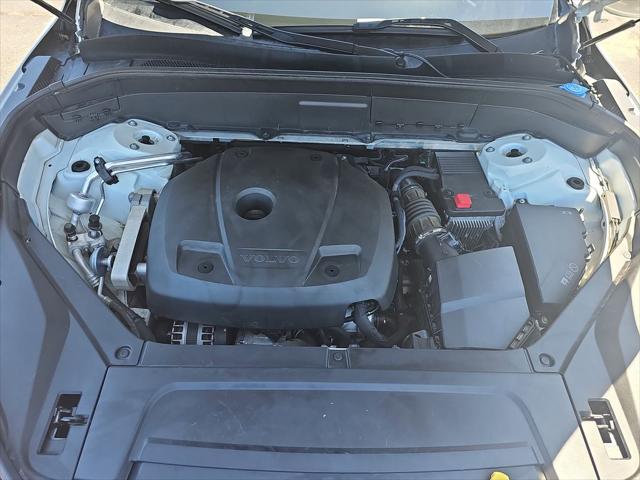 2018 Volvo XC90 T6 Momentum