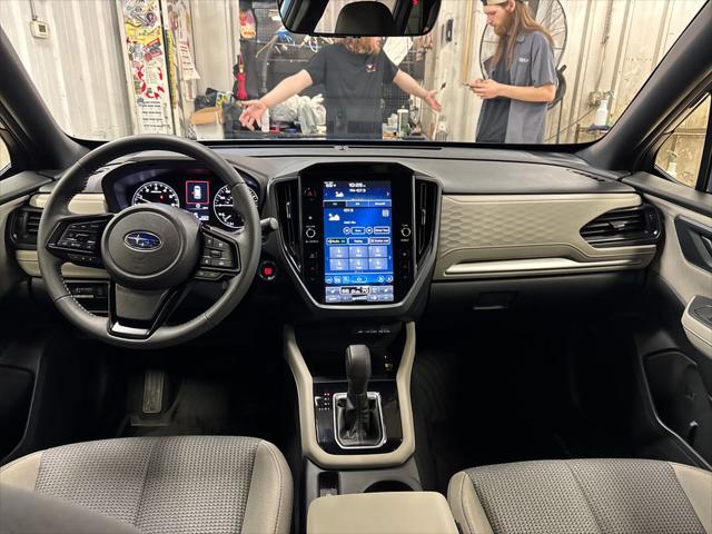 2025 Subaru Forester Premium