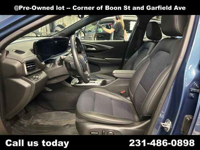 2024 Buick NV Preferred FWD
