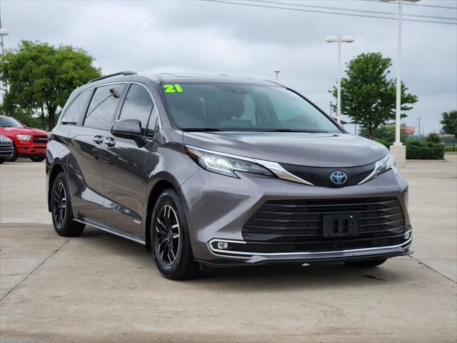 2021 Toyota Sienna XLE